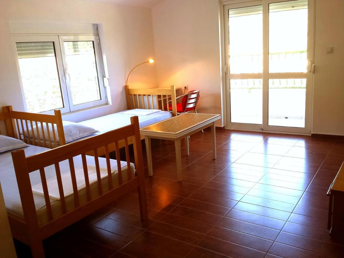Hoxha Rooms Ulcinj Eksteriør billede