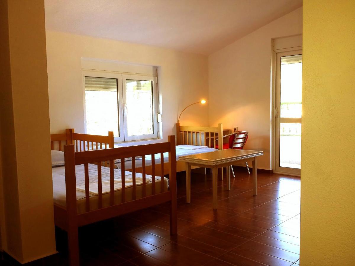Hoxha Rooms Ulcinj Værelse billede