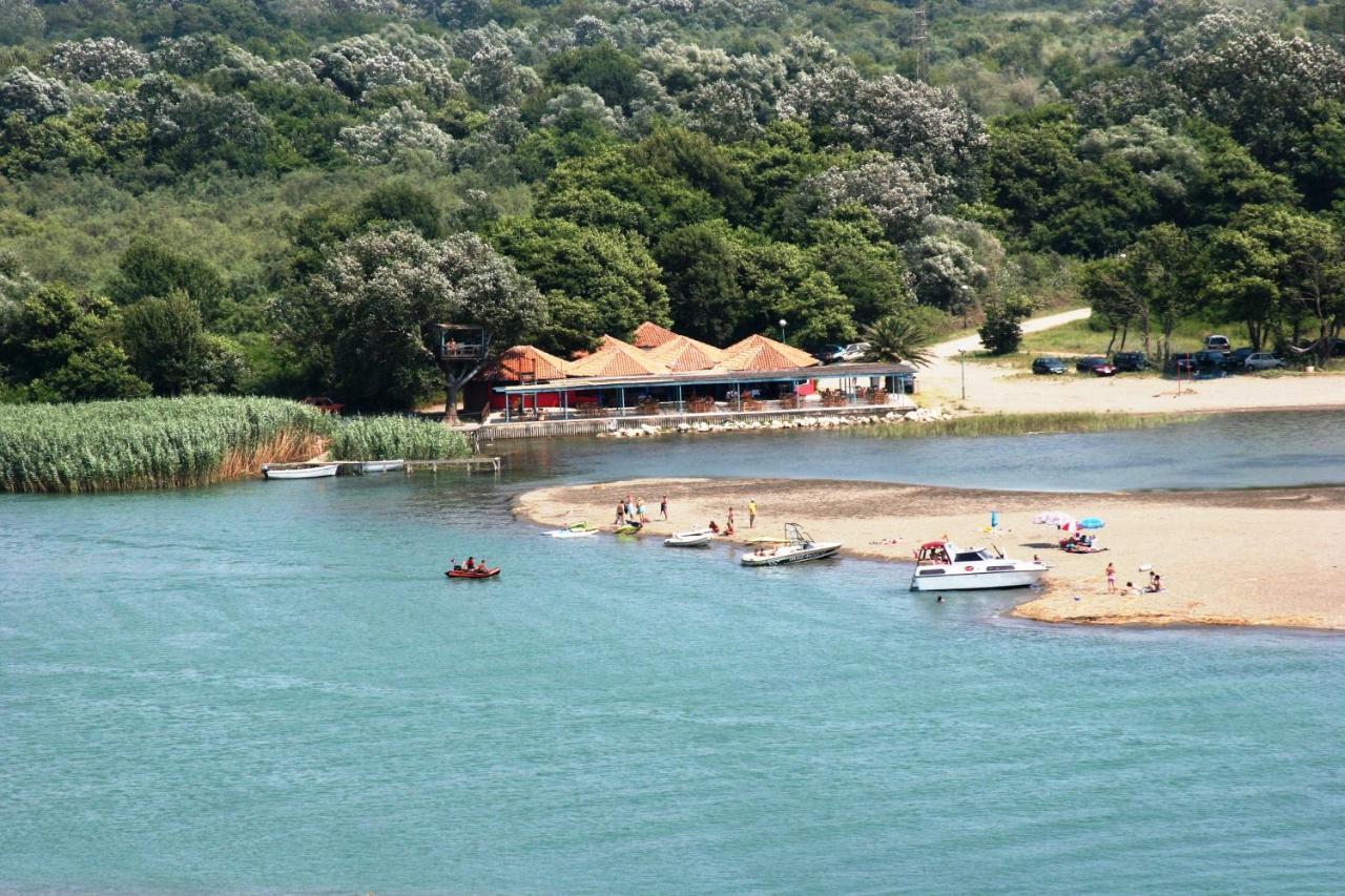 Hoxha Rooms Ulcinj Eksteriør billede