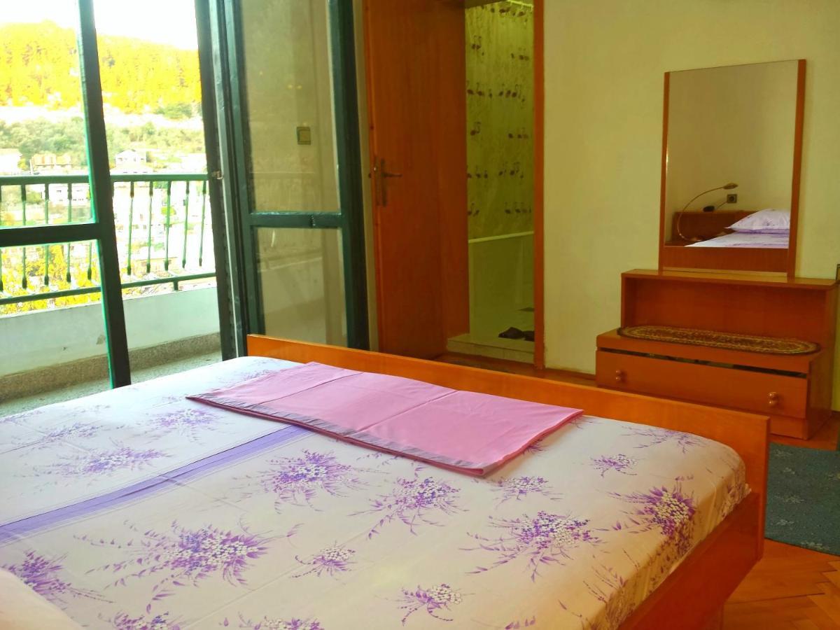 Hoxha Rooms Ulcinj Værelse billede
